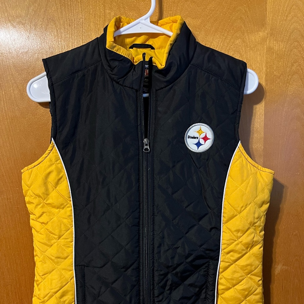 Steelers Size Small Vest